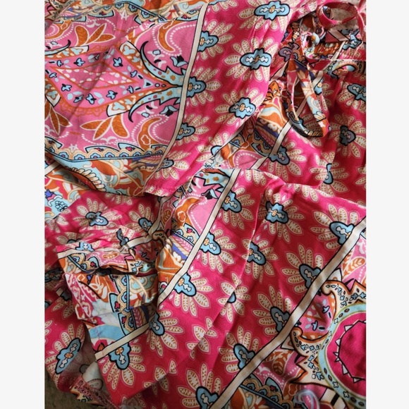 2 Piece Set: Pink Printed Kimono Shirt and Shorts - Picture 9 of 16